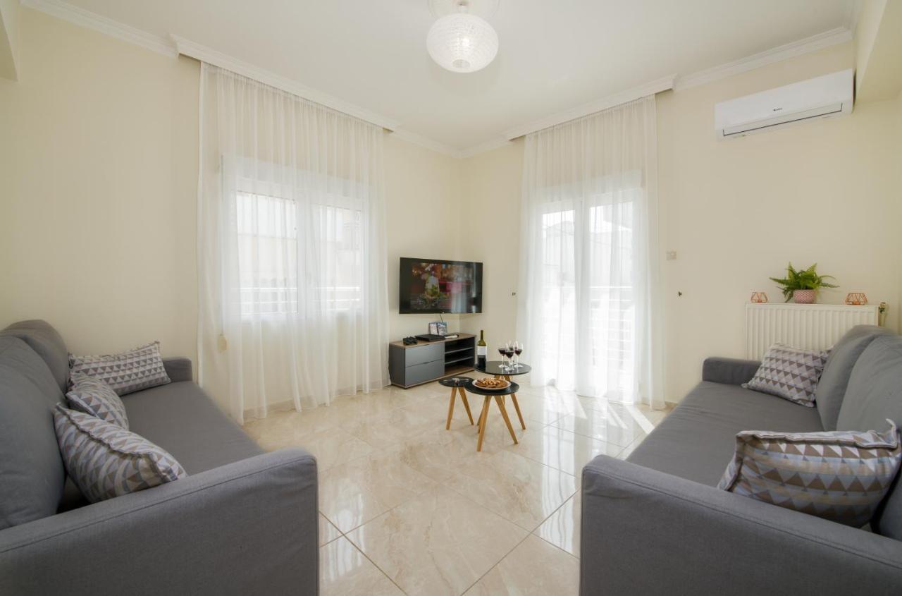 Center Manolia Dream 3 Bedroom Apartment 100M Away From The Beach Chania  Exteriör bild