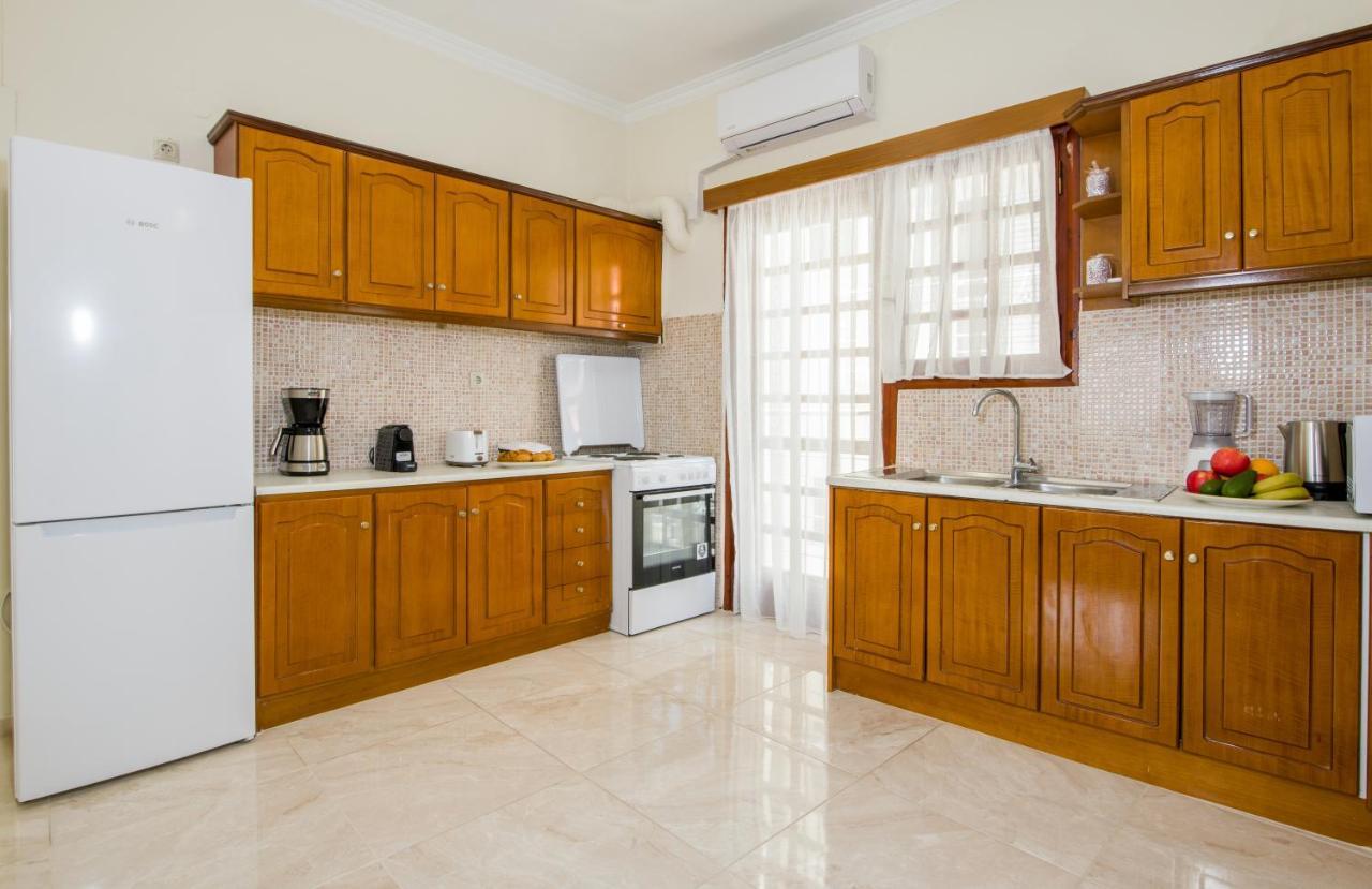 Center Manolia Dream 3 Bedroom Apartment 100M Away From The Beach Chania  Exteriör bild